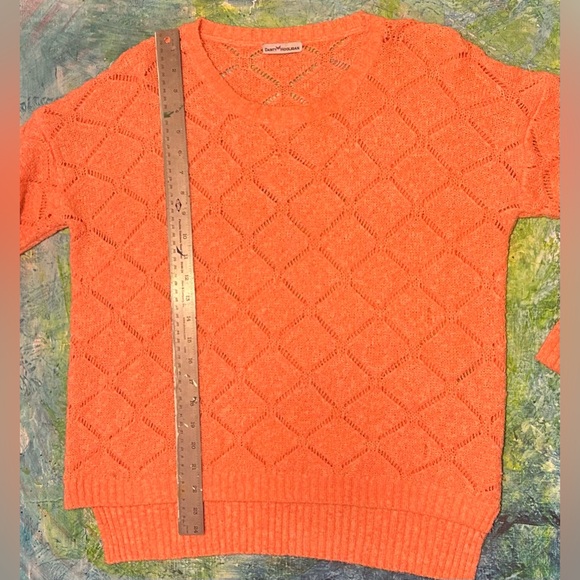 Dainty Hooligan Semi-Cropped Sweater - Neon Peach/Coral - Size M/L - Picture 6 of 10